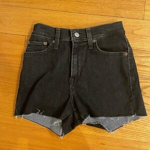 Levi’s shorts size 26”